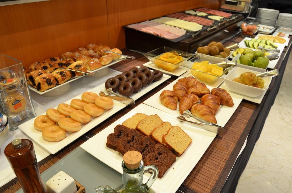 泽尼特马拉加酒店 外观 照片