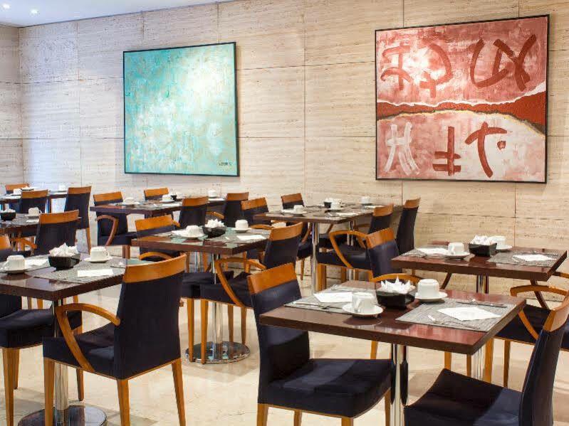 泽尼特马拉加酒店 外观 照片